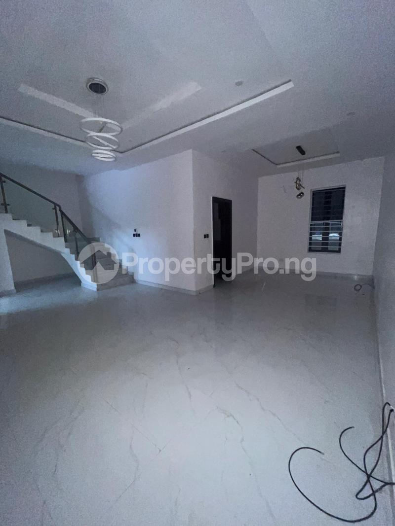 3 bedroom House for rent Ikate Lekki Lagos