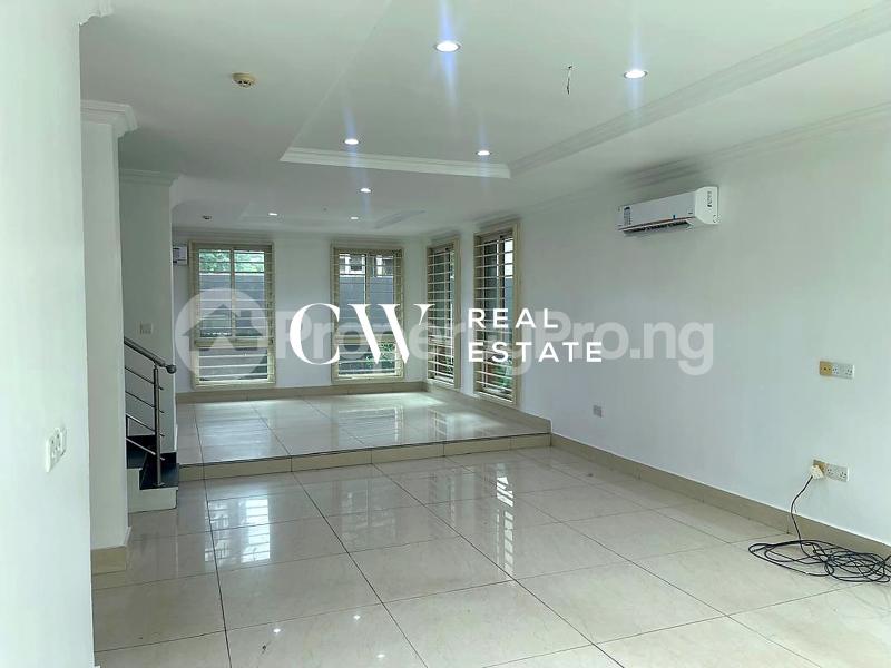 3 bedroom Flat / Apartment for rent Ikoyi Lagos