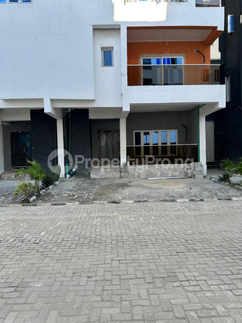 3 bedroom House for sale Cybervill Estate/ Nike Art Gallery Road Ikate Lekki Lagos