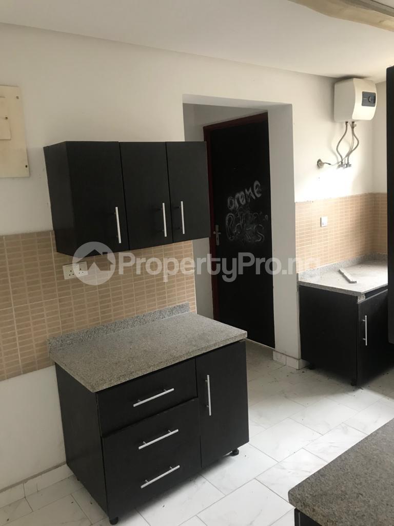 3 bedroom House for rent Lekki Lagos. Osapa london Lekki Lagos