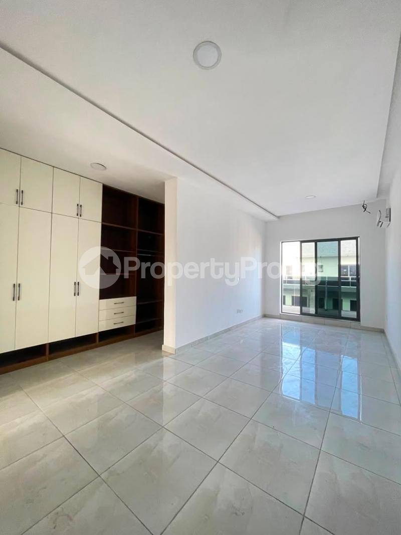 3 bedroom House for sale ONIRU Victoria Island Lagos