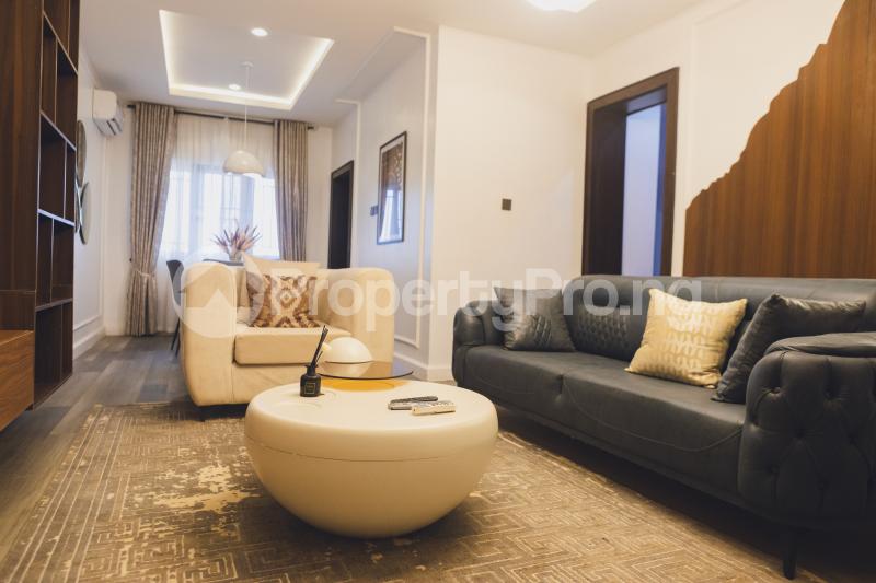 3 bedroom Flat / Apartment for shortlet Gwarinpa Abuja