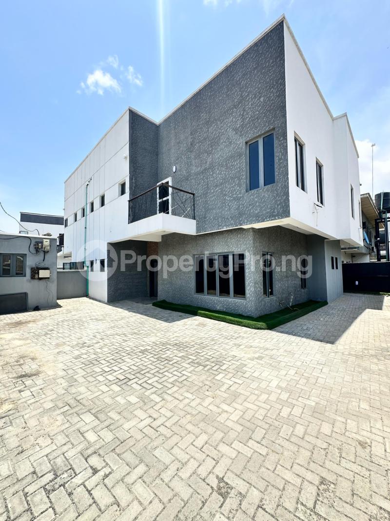 3 bedroom House for sale Igbo-efon Lekki Lagos
