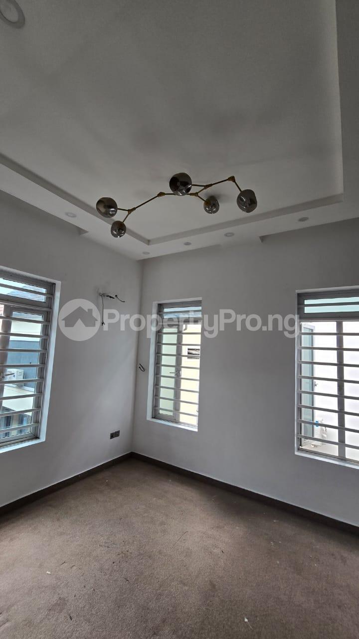 House for sale Omole phase 2 Ojodu Lagos