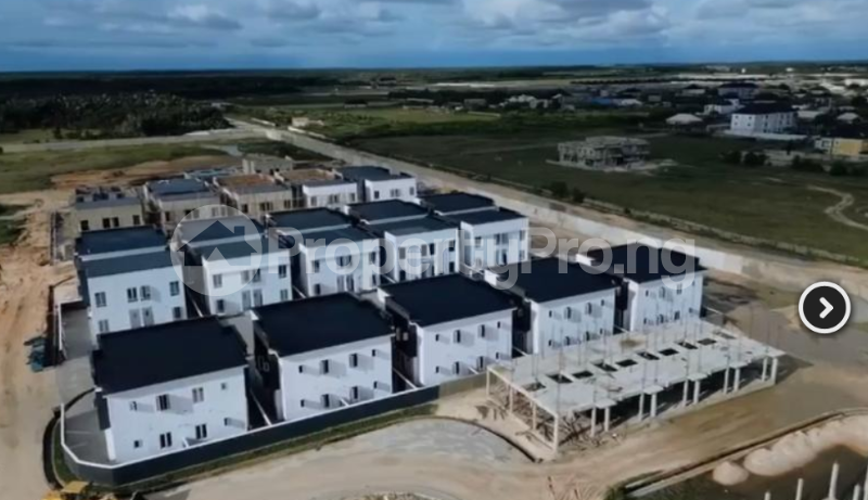 3 bedroom House for sale Capital Loft Estate Along Lekki Expressway Lekki Lagos