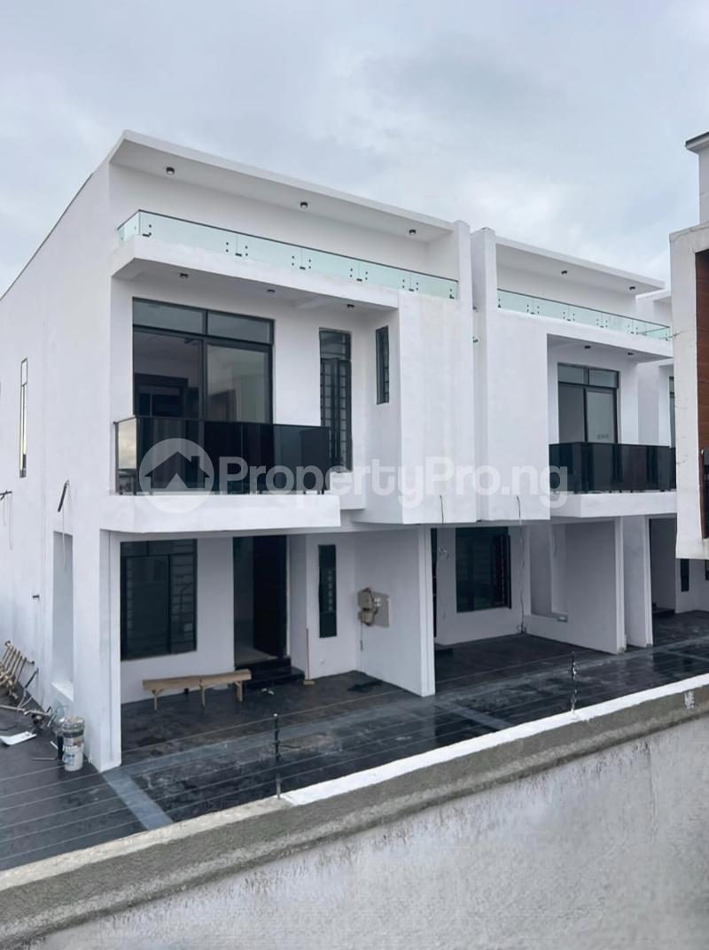 3 bedroom House for sale Ikota Lekki Lagos