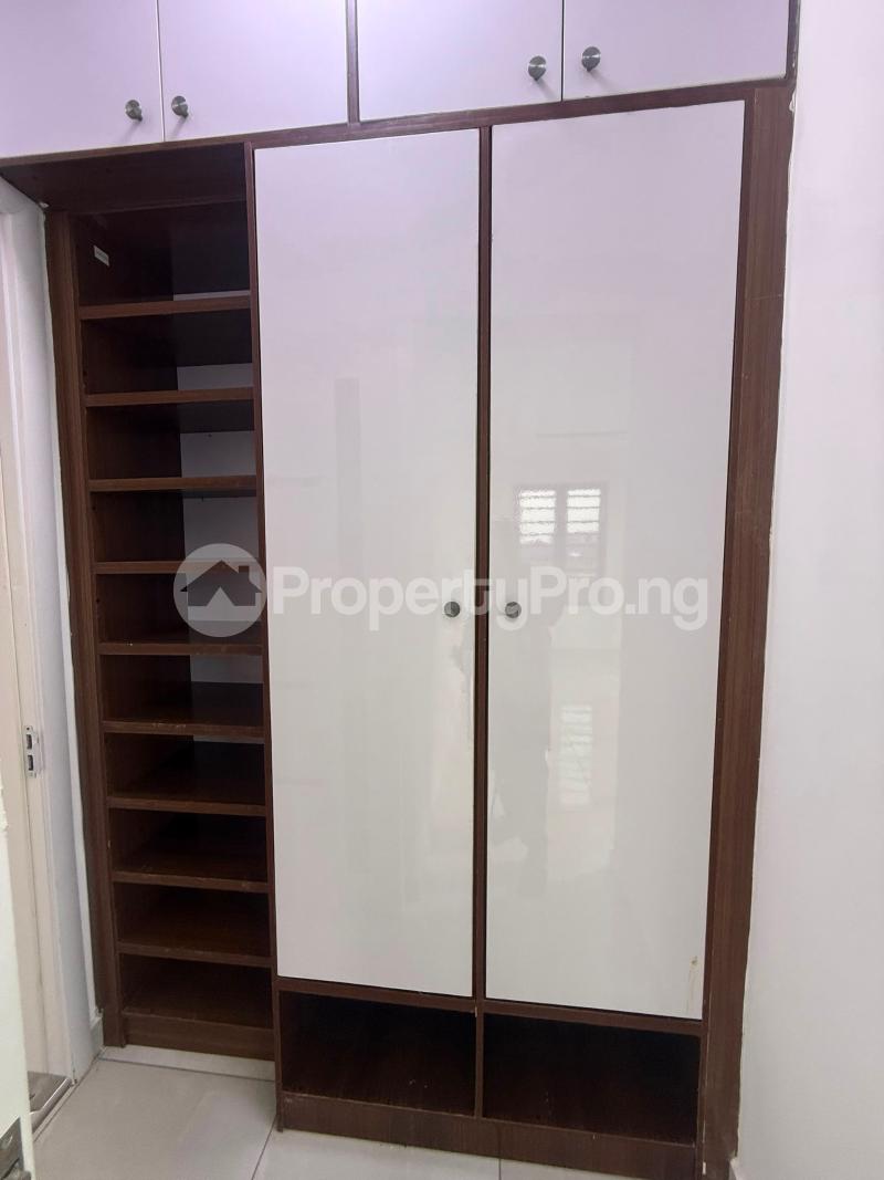 3 bedroom Flat / Apartment for rent Lekki Lagos