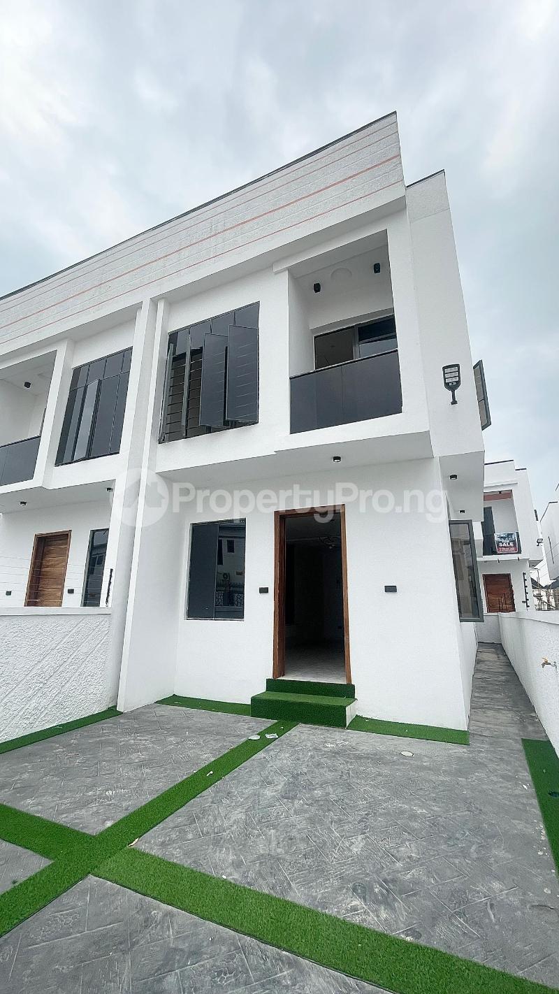 3 bedroom House for sale Ikota Lekki Lagos