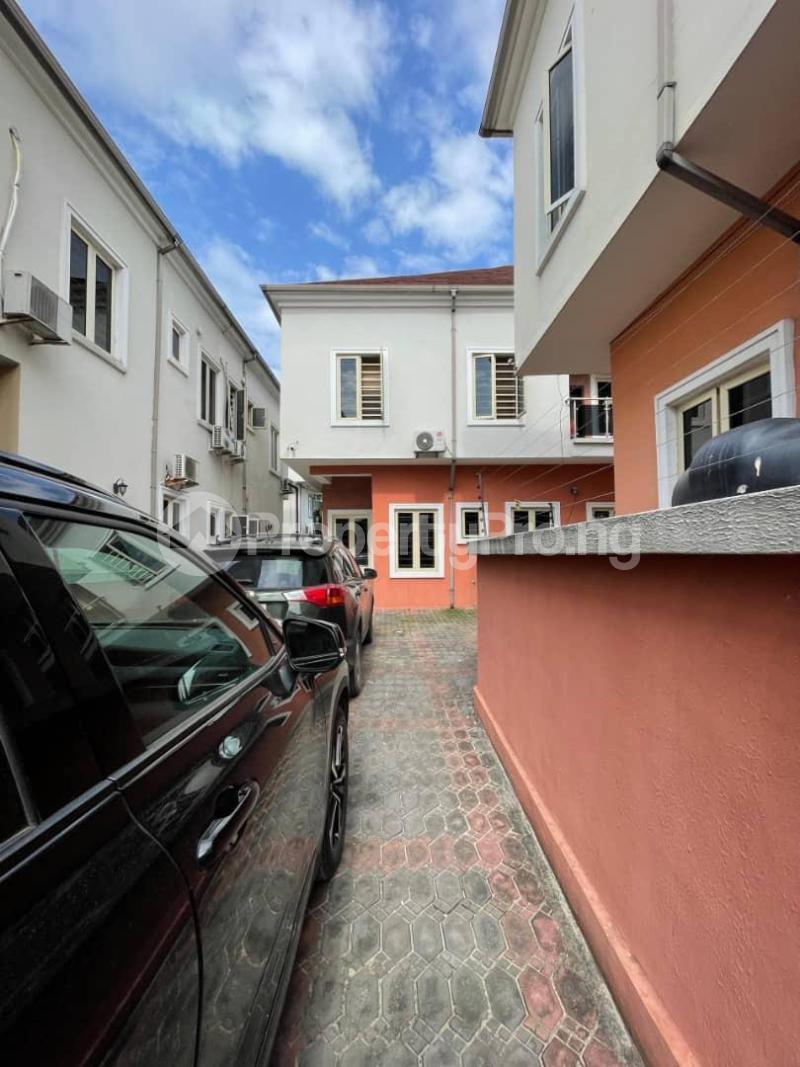 3 bedroom House for rent Madam Cellular Estate, Agungi Lekki, Lagos! Agungi Lekki Lagos