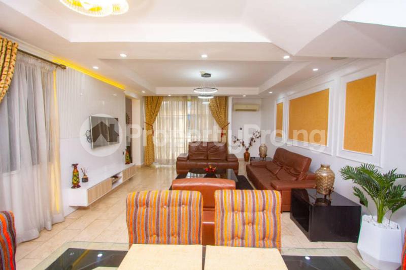 3 bedroom Flat / Apartment for shortlet Admiralty Road Lekki Lagos