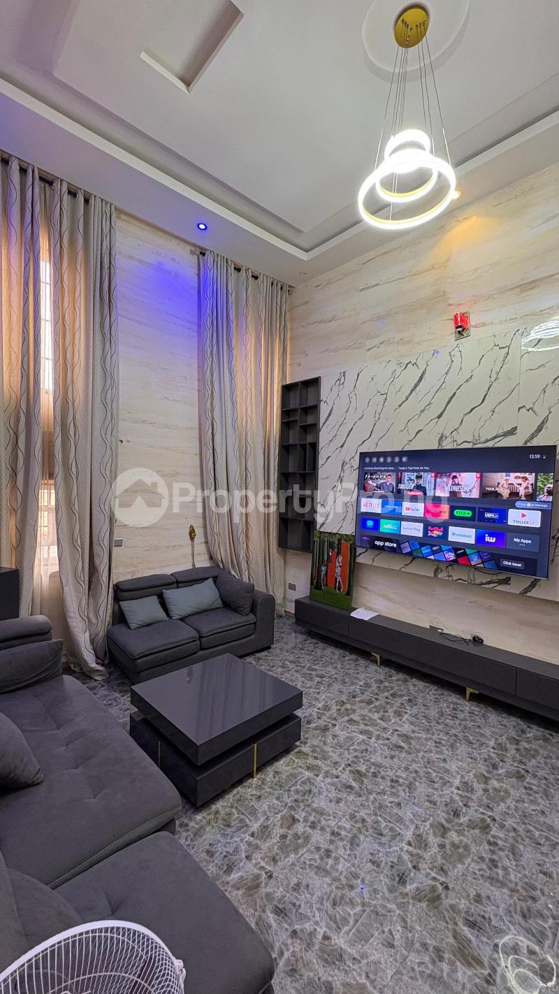 3 bedroom Flat / Apartment for shortlet Eleyele Ibadan Oyo