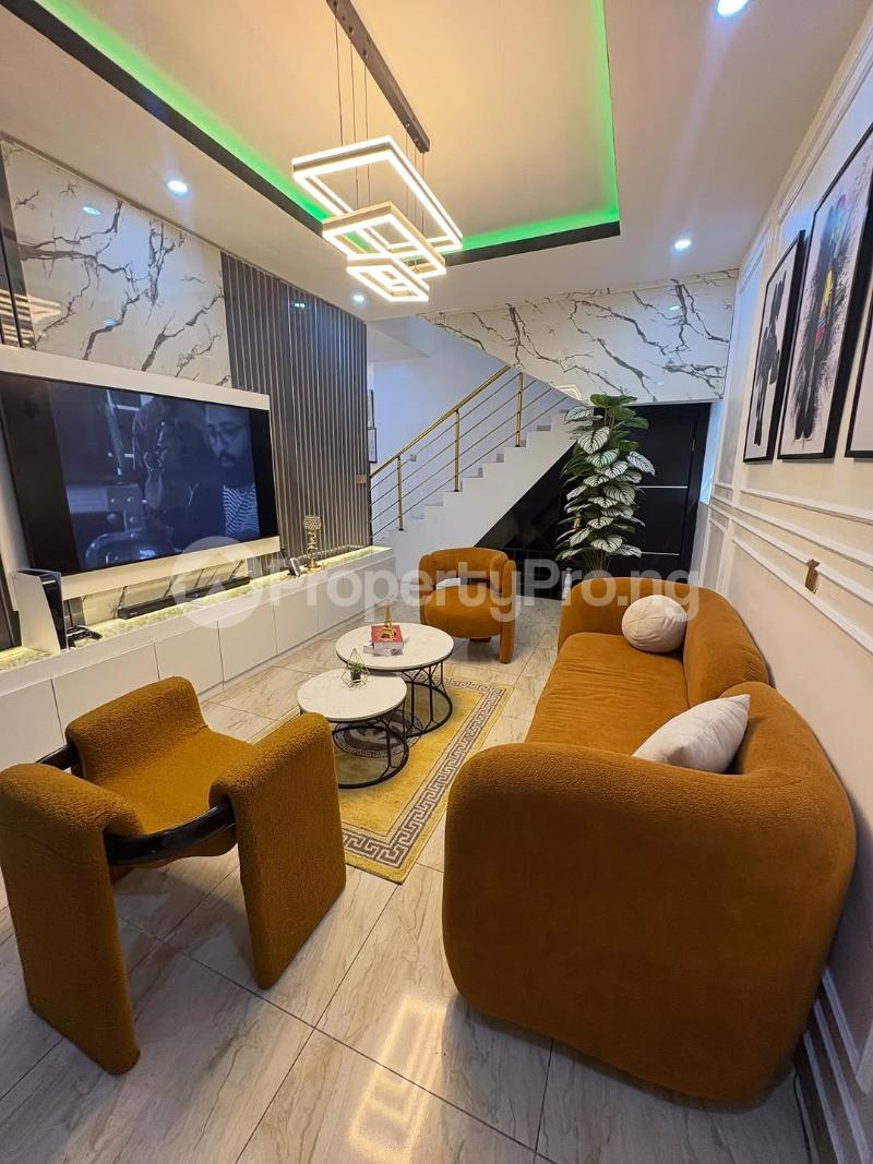 3 bedroom Flat / Apartment for shortlet Ajah Lagos