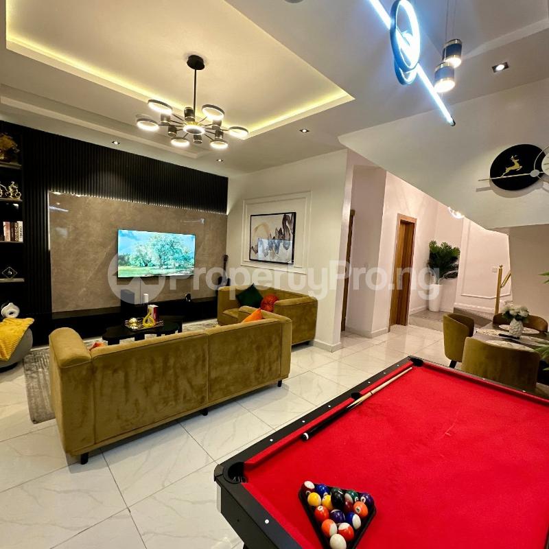 3 bedroom Flat / Apartment for shortlet Lekki Lagos