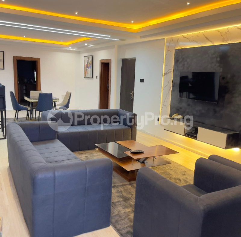 3 bedroom Flat / Apartment for shortlet Wuse 2 Abuja