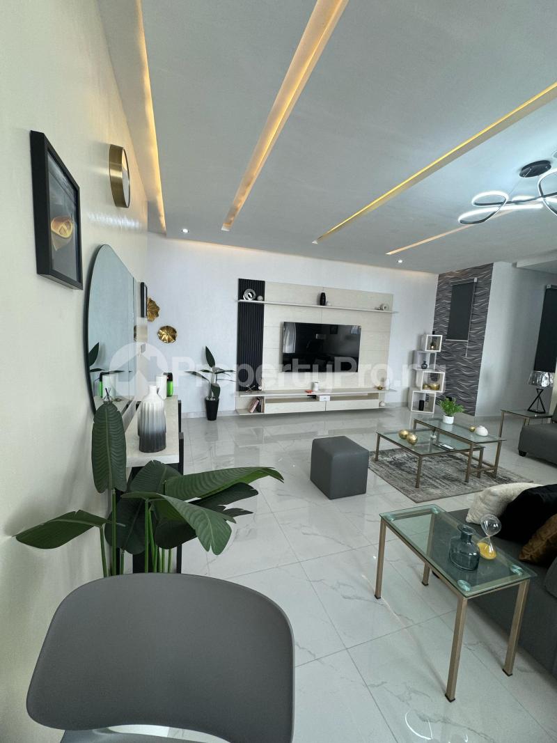 3 bedroom Flat / Apartment for shortlet Lekki Lagos