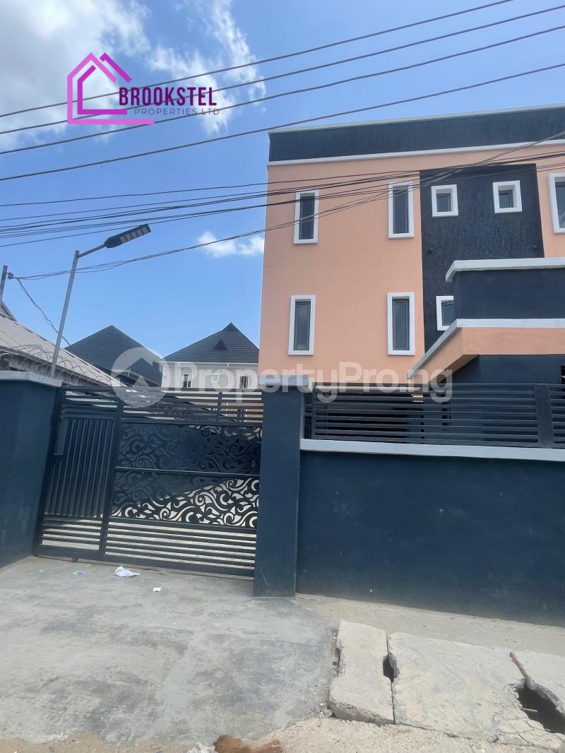 3 bedroom House for sale Gbagada Phase 1, Soluyi Gbagada Lagos