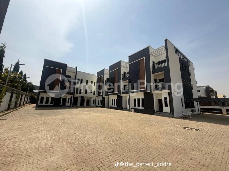 3 bedroom House for sale Wuye Abuja