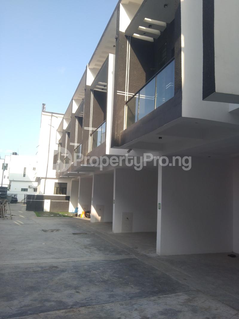 3 bedroom House for sale Chevron Chevron Lekki Lagos