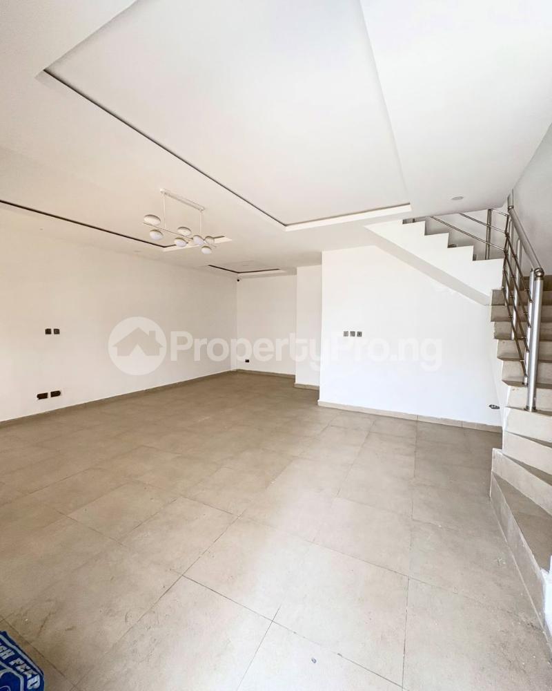 3 bedroom House for rent Orchid Lekki Lagos. Orchid Lekki Lagos
