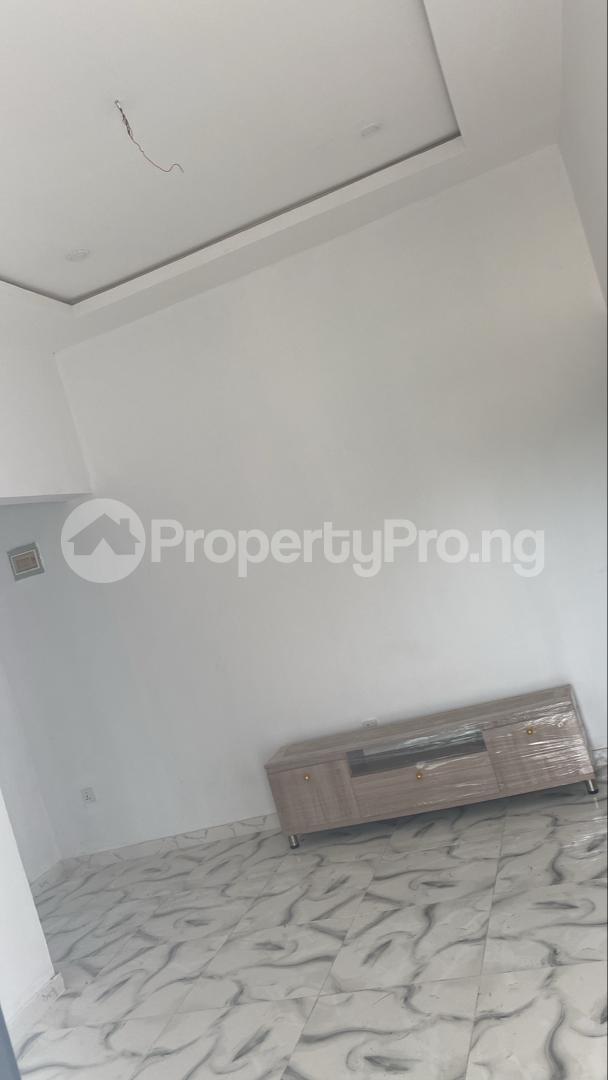 3 bedroom House for sale  Abraham adesanya estate Ajah Lagos