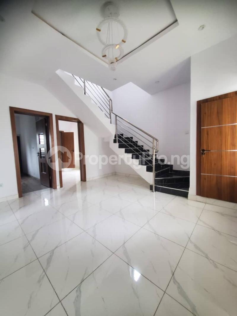 3 bedroom House for sale Mobil Road Ajah Lagos