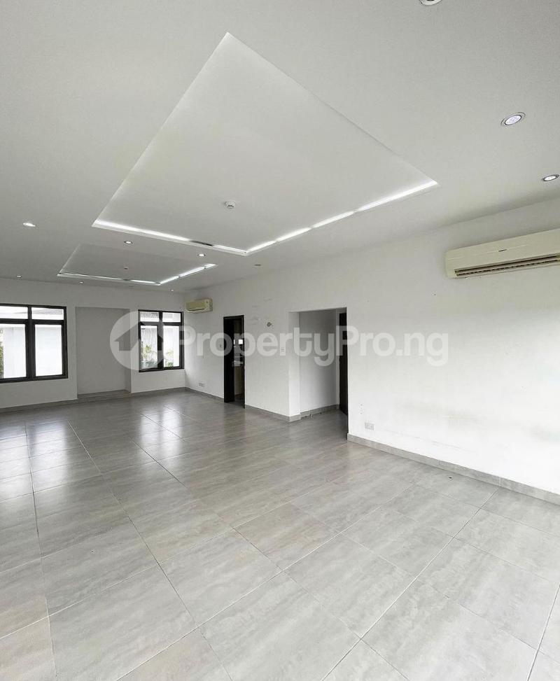 3 bedroom House for sale Victoria Island Lagos