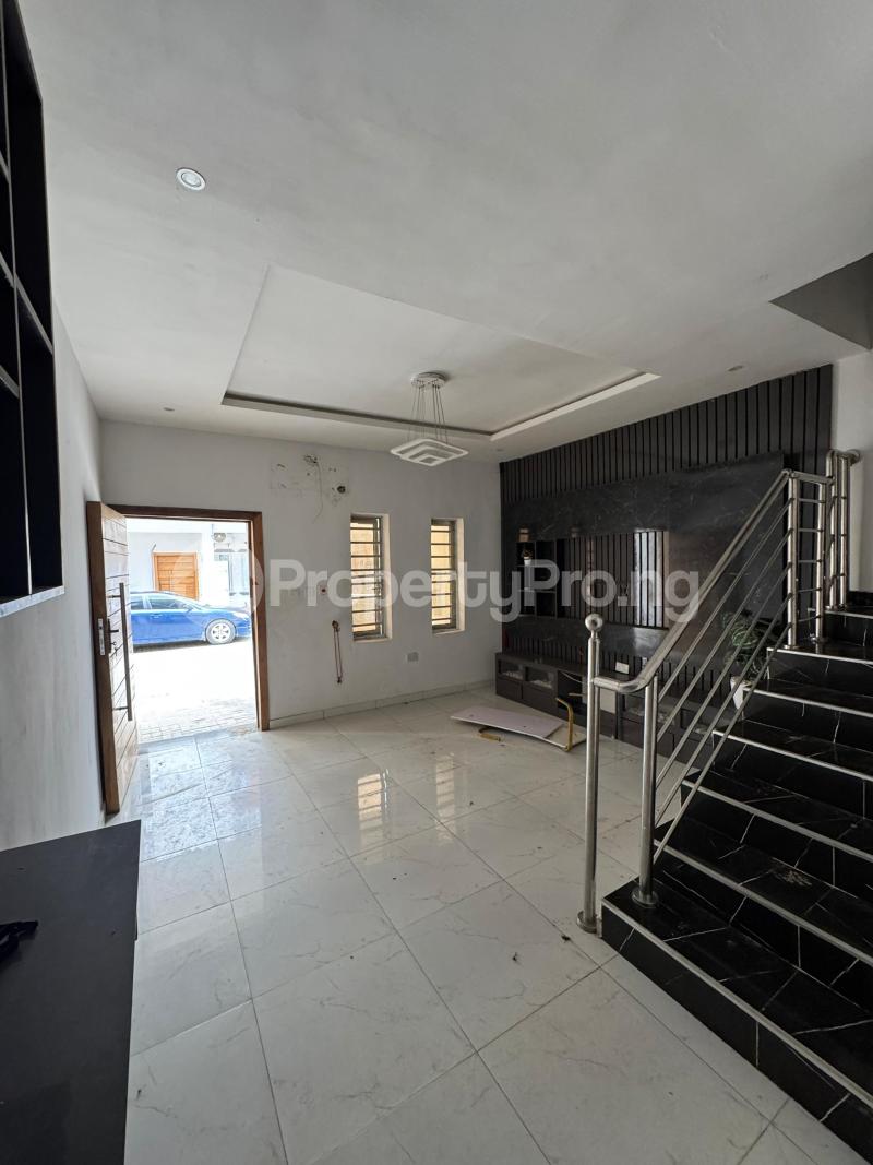 3 bedroom House for rent Ikota Along Lekki Expressway Lekki Lagos - 0