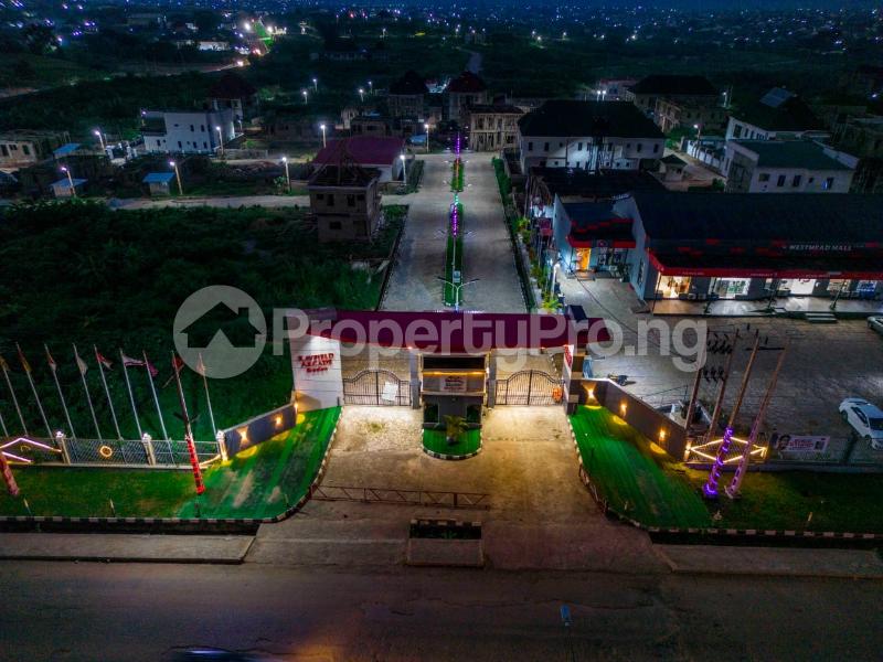 3 bedroom House for sale Rayfield Gardens Estate,christopher Adebayo Alao Akala Gra Ibadan Oyo