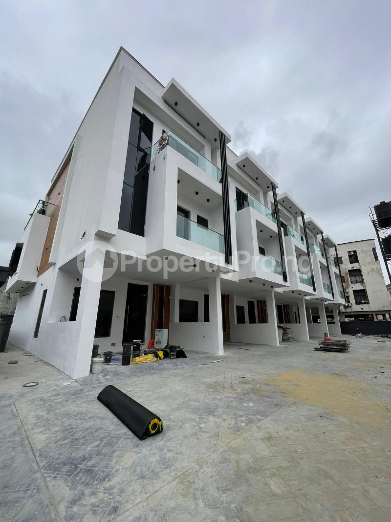 House for sale Ikota Lekki Lagos