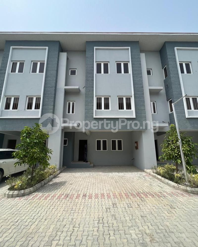 3 bedroom House for sale Alpha Beach Road Lekki Lagos