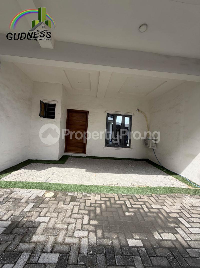 3 bedroom House for rent Ikota Lekki Lagos