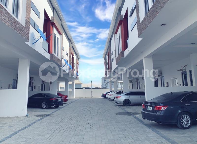 4 bedroom House for rent Orchid Hotel Road Lekki chevron Lekki Lagos