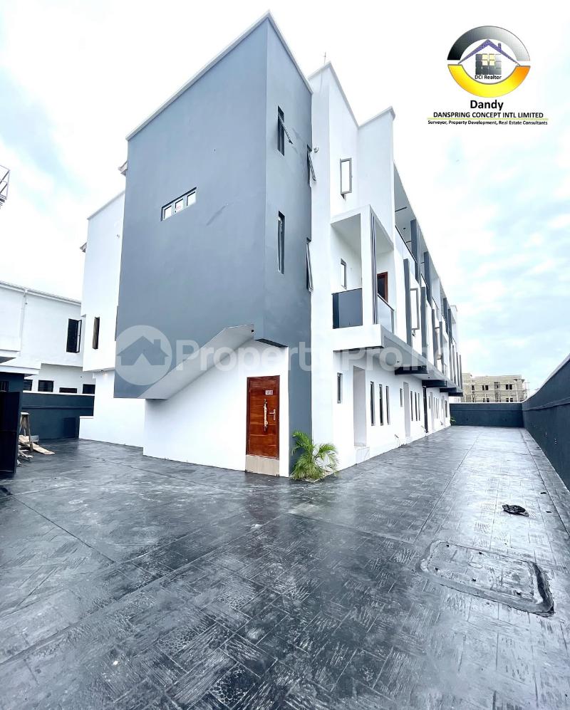 3 bedroom House for sale Ikota Lekki Lagos