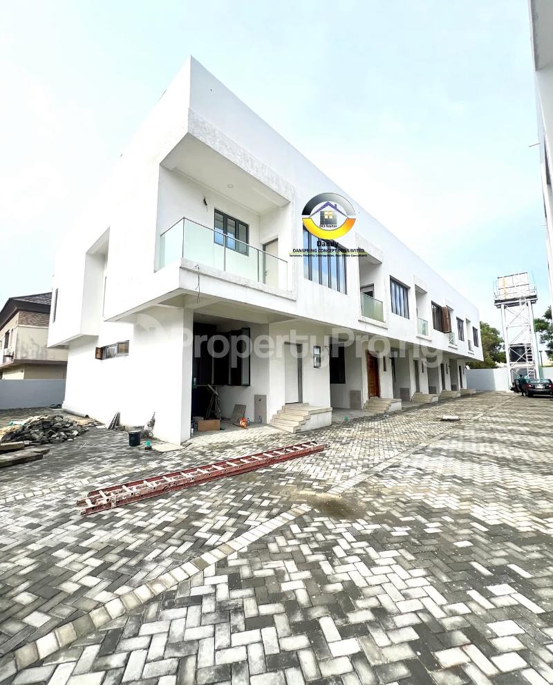 3 bedroom House for sale chevron Lekki Lagos