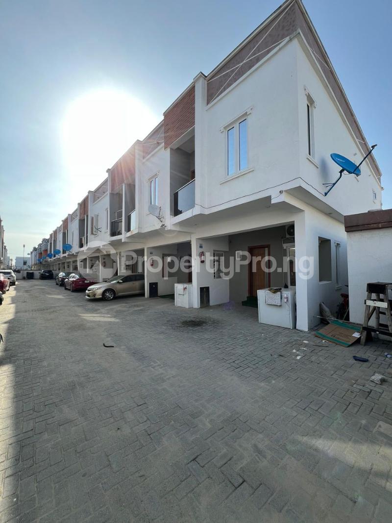 3 bedroom House for rent Ikota Lekki Lagos