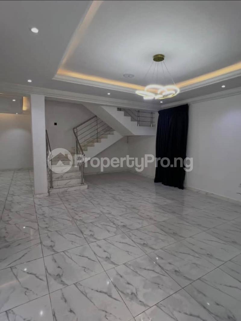 3 bedroom House for rent Lekki Lagos