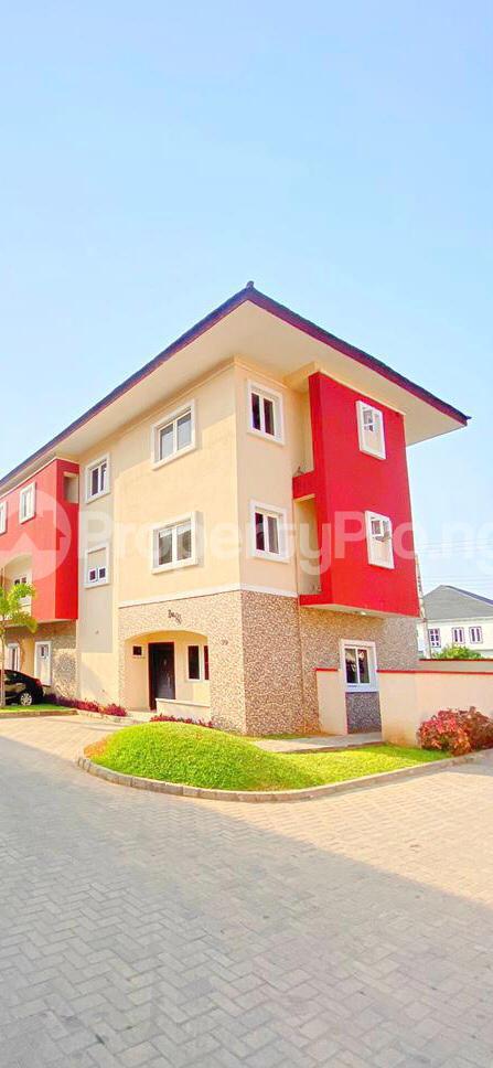 3 bedroom Flat / Apartment for rent Osapa london Lekki Lagos