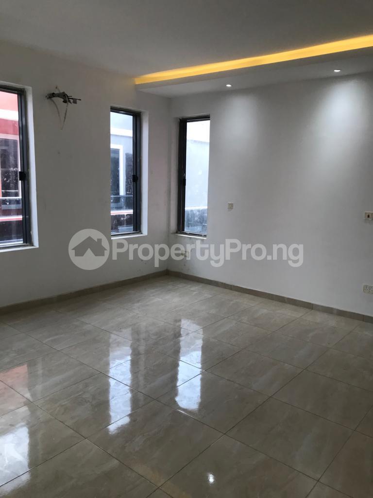 3 bedroom House for rent Off Palace Road ONIRU Victoria Island Lagos