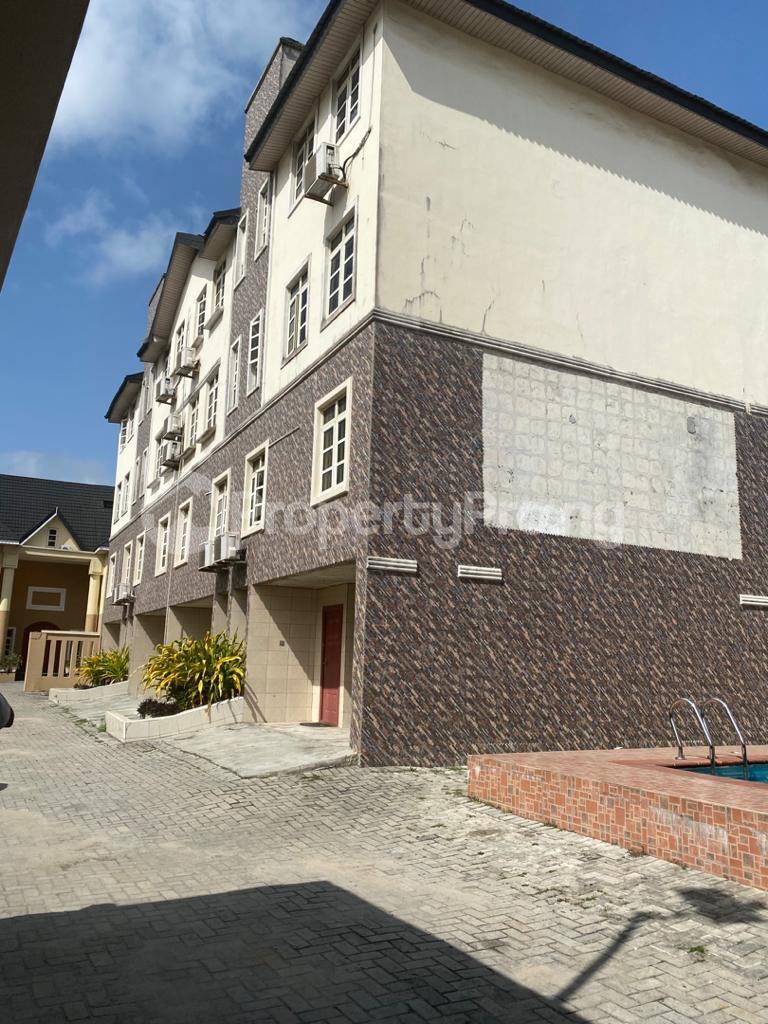 3 bedroom House for rent ONIRU Victoria Island Lagos