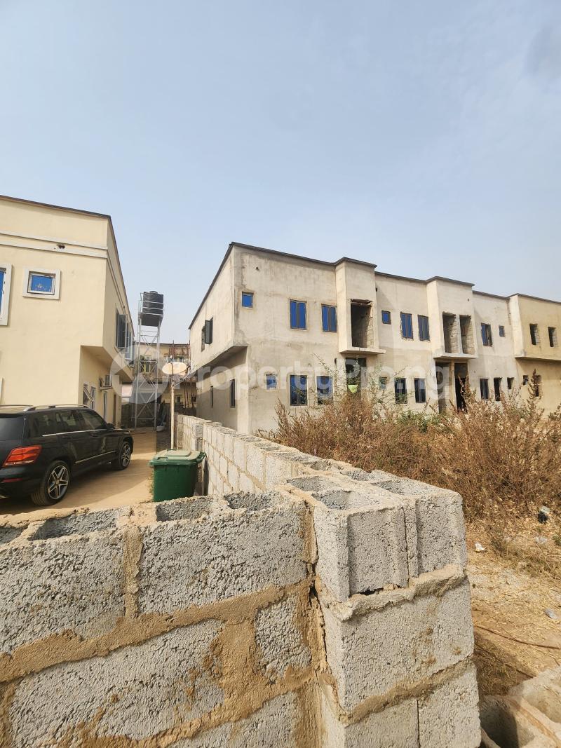3 bedroom House for sale An Estate In Apo Close To Chrisland School Apo Abuja