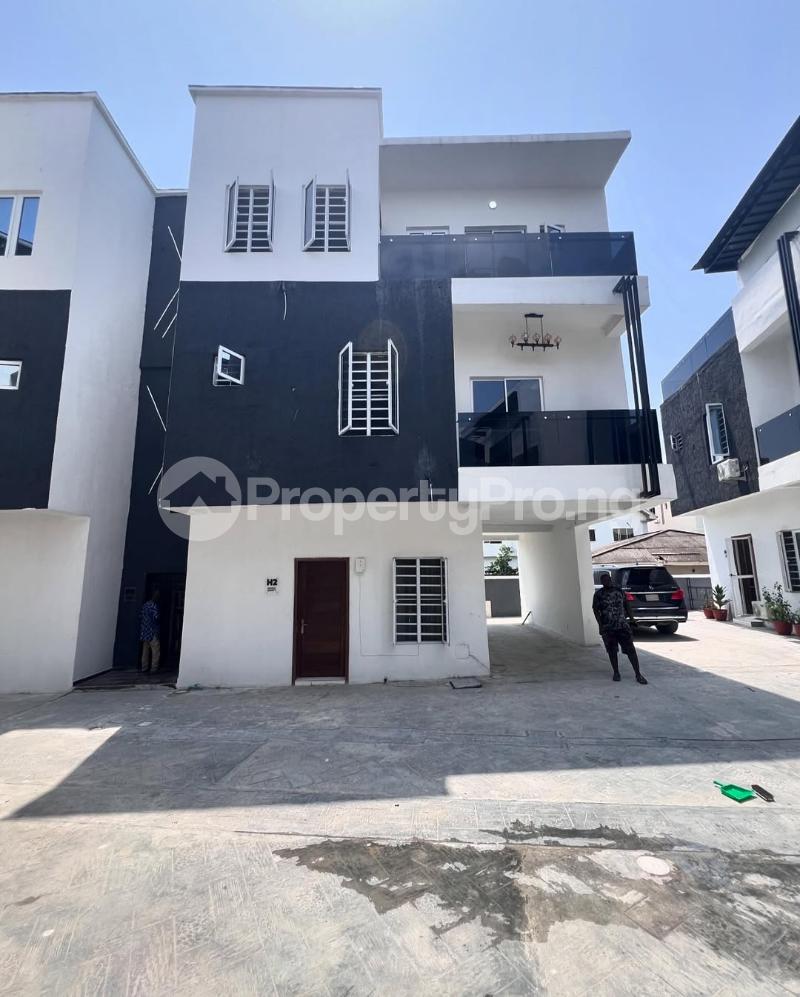 3 bedroom House for sale Ikota Lekki Lagos