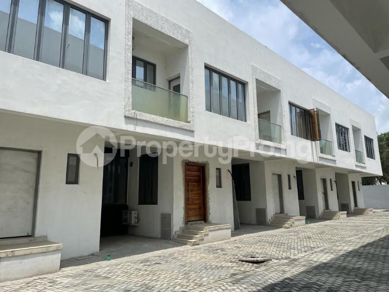 3 bedroom House for sale Lekki Lagos