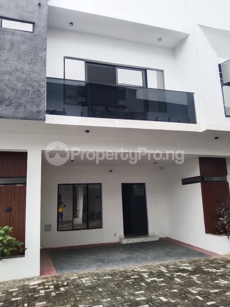 3 bedroom House for sale Ikota Gra Ikota Lekki Lagos