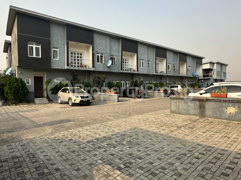 3 bedroom House for rent Ado Road Ajah Lagos