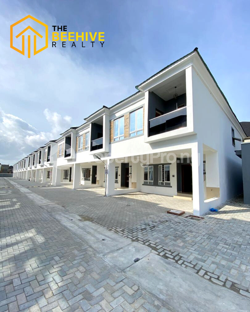3 bedroom House for sale Orchid Road chevron Lekki Lagos