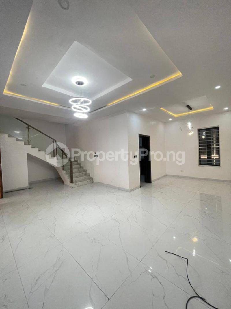 3 bedroom House for rent Lekki Expressway Ikate Lekki Lagos