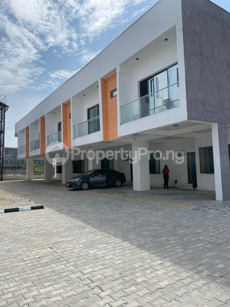 3 bedroom House for sale Orchid Road Lekki Lagos