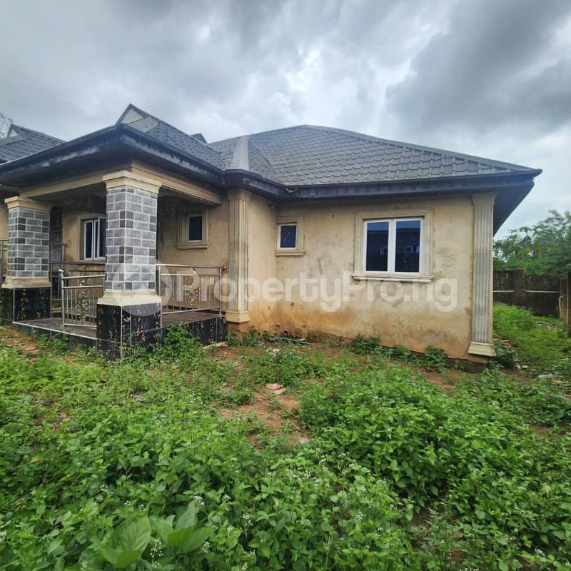 3 bedroom House for sale Agoro, Before Elenusonso Alafara Ibadan Ibadan Oyo