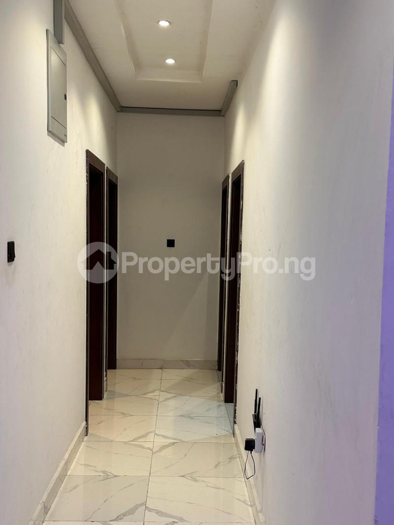 3 bedroom Flat / Apartment for sale Olunloyo Drive Freedom Way, Lekki Freedom Way Lekki Lagos