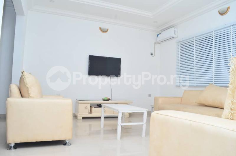 3 bedroom Flat / Apartment for rent Off Etete Gra Benin City Edo State Oredo Edo